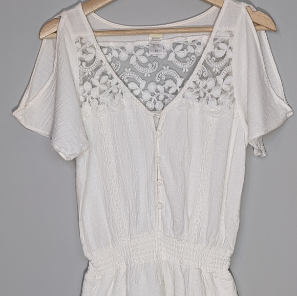 L*SPACE Meadow Romper Short Sleeve Lace V-Neck Jumpsuit White Button Size Small - Picture 5 of 15